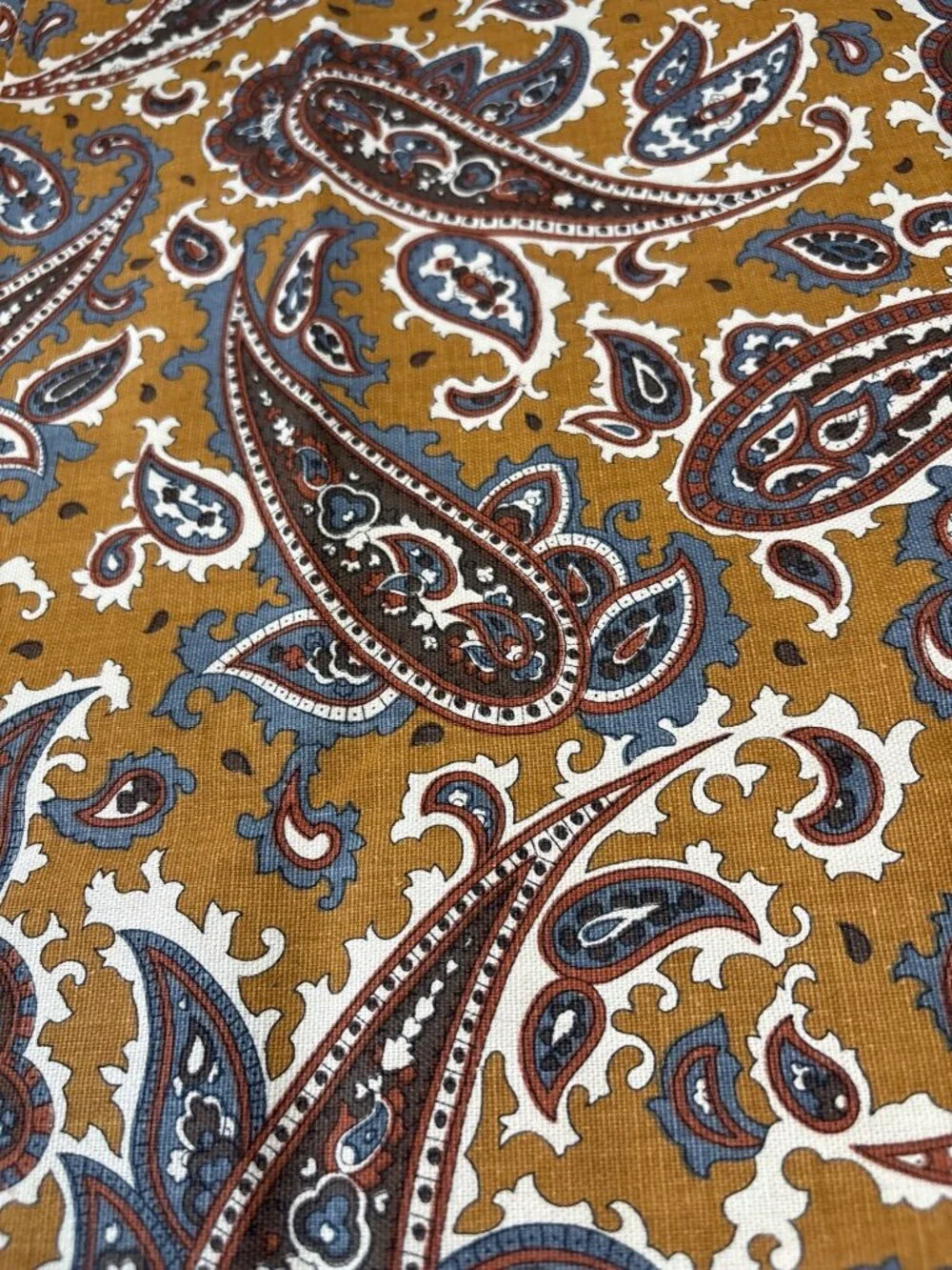 Bohemian Paisley Print Upholstery Fabric 19x44